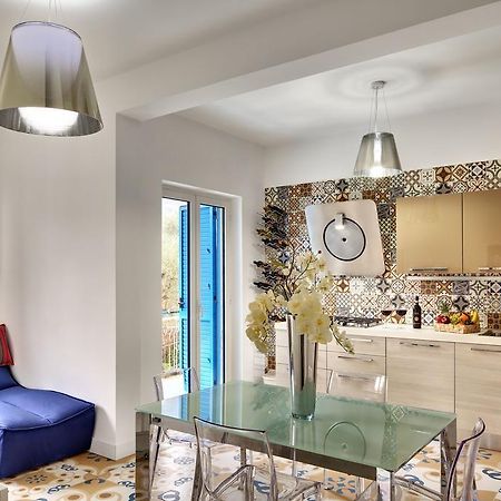 Caruso 2 By Villasandco Rentalsorrento Oda fotoğraf