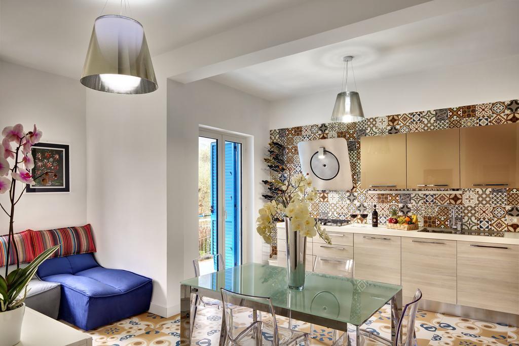 Caruso 2 By Villasandco Rentalsorrento Oda fotoğraf